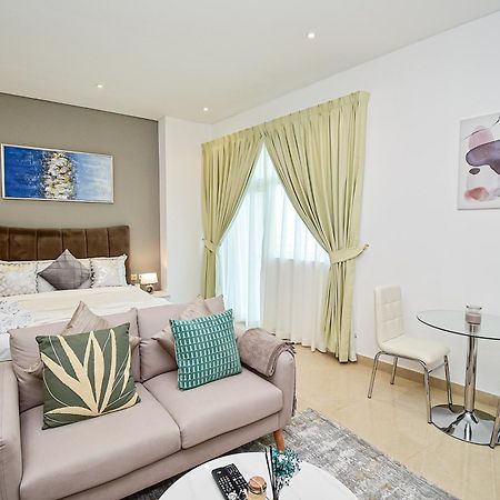 Luxury Escapes - Budget Studio With Balcony, Yacht Bay Marina Dubai Esterno foto